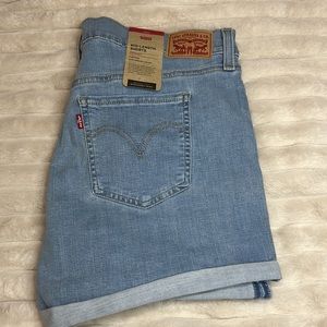 Levi’s denim shorts